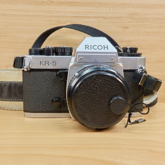 Vintage Ricoh KR-5 35mm SLR Camera, with Rikonar F/2.2 55mm lens, Made in Japan - Picture 2 of 8